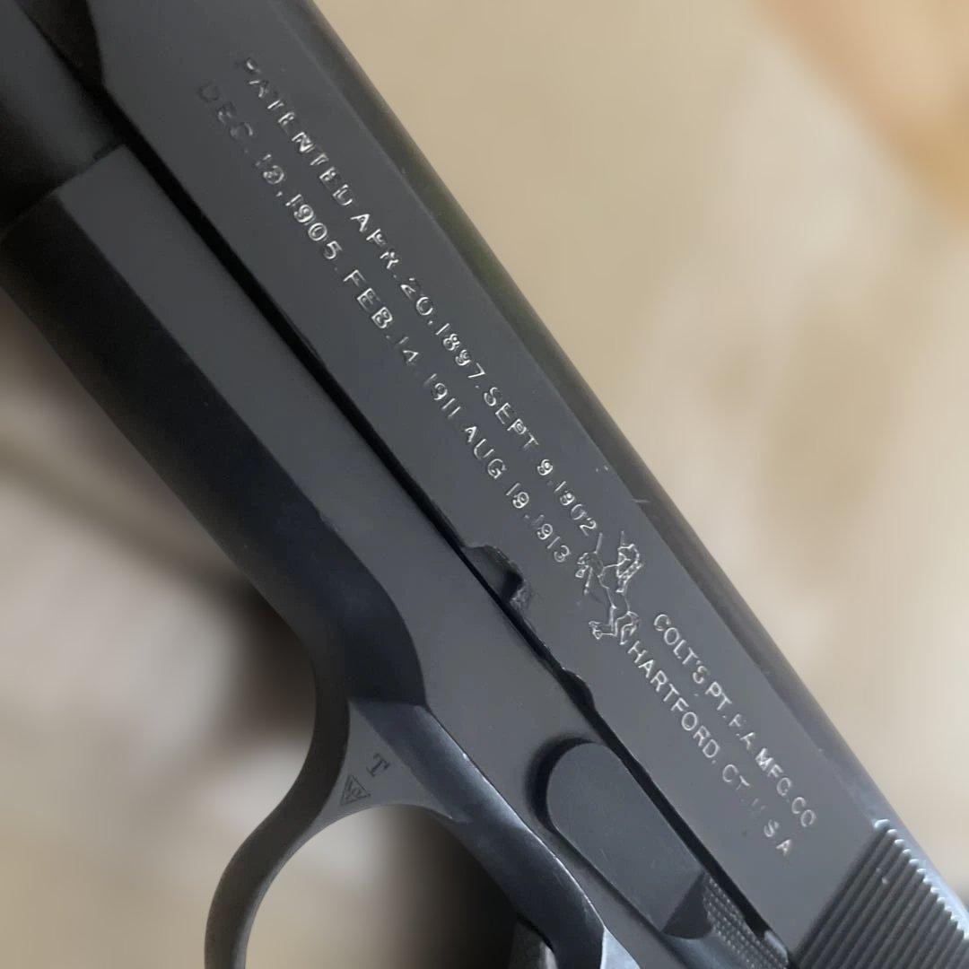 1911スタイルガスガン 木製グリップ日本製プラスチック製品