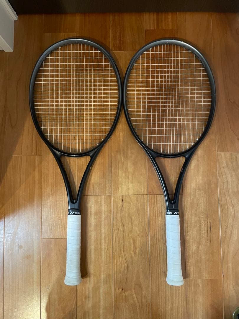 【rie***さん専用ページ】Wilson RF01 2本 デザインを見てテンション爆上がり！？【Wilson】RF01 PRO CLASSICの