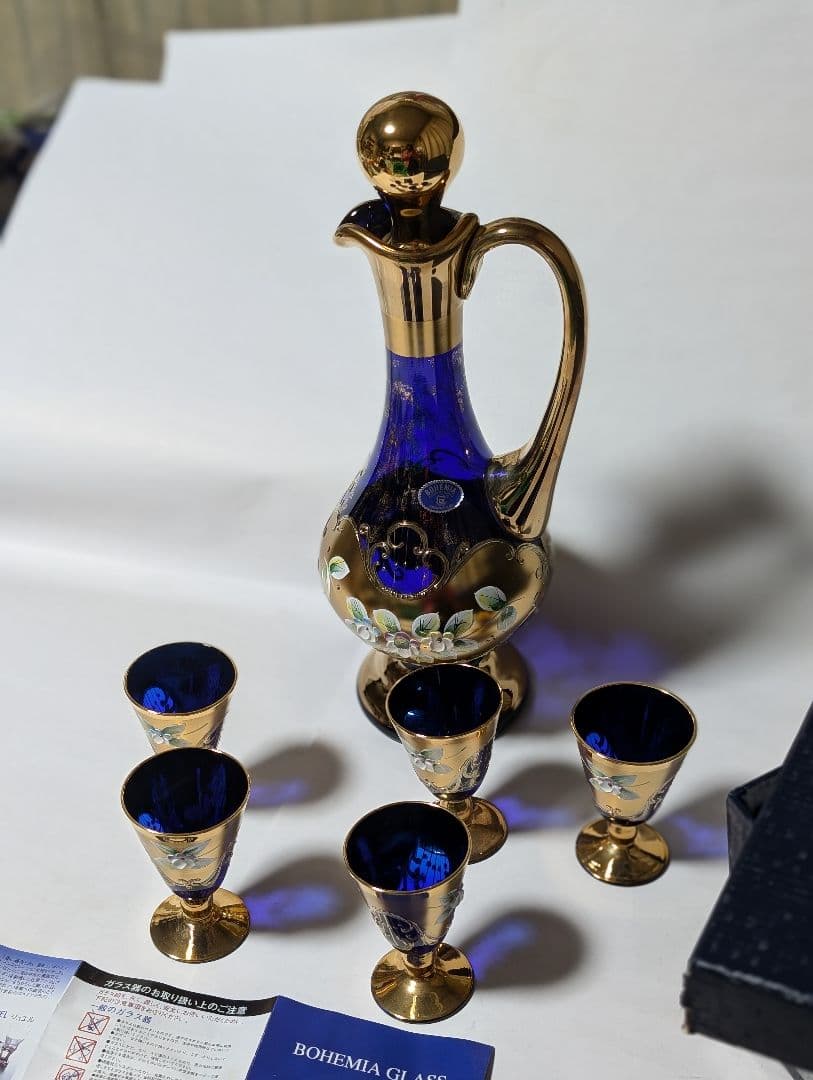 押し上）BOHEMIA GLASS LASKA デキャンタとショットグラス - メルカリ