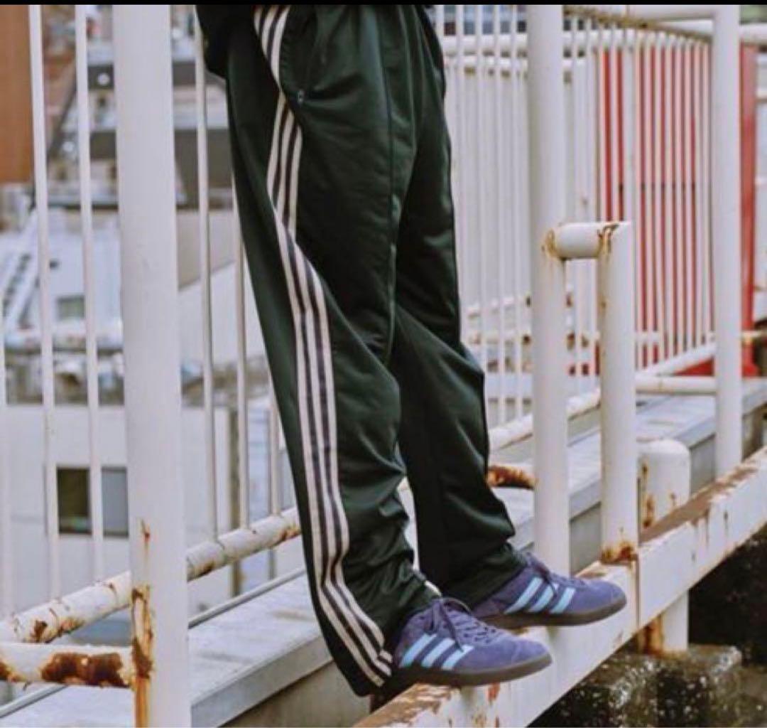 常田大希着用] adidas トラックパンツ グリーン ジェンダー