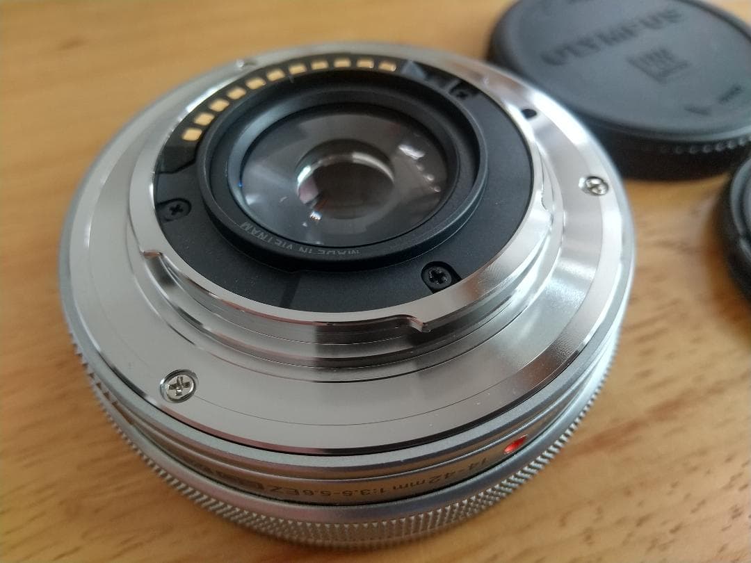 【極上品】M.ZUIKO DIGITAL ED 14-42mm F3.5-5.6