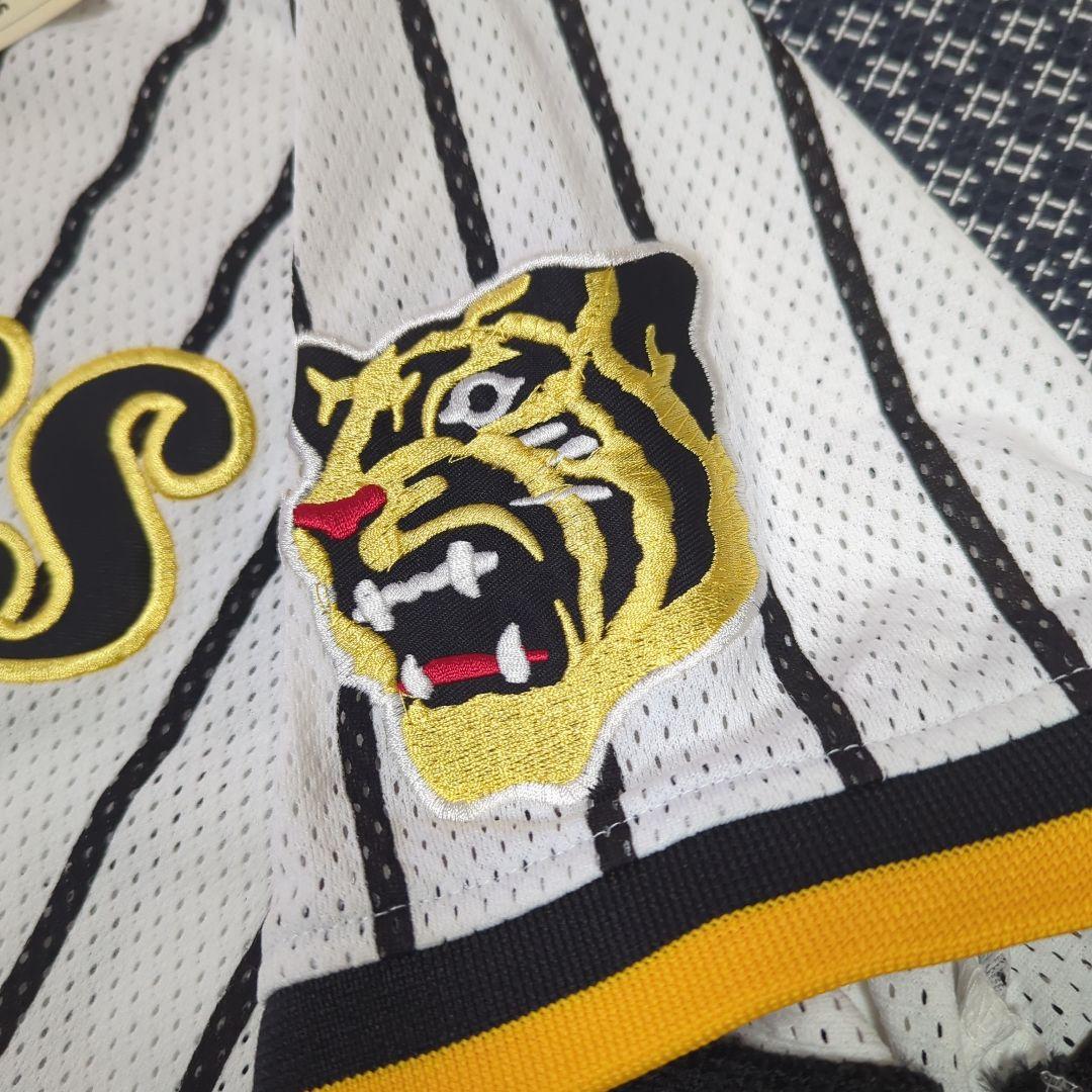 新品タグ付き】阪神タイガース 復刻ユニフォームLLサイズ 背番号無し