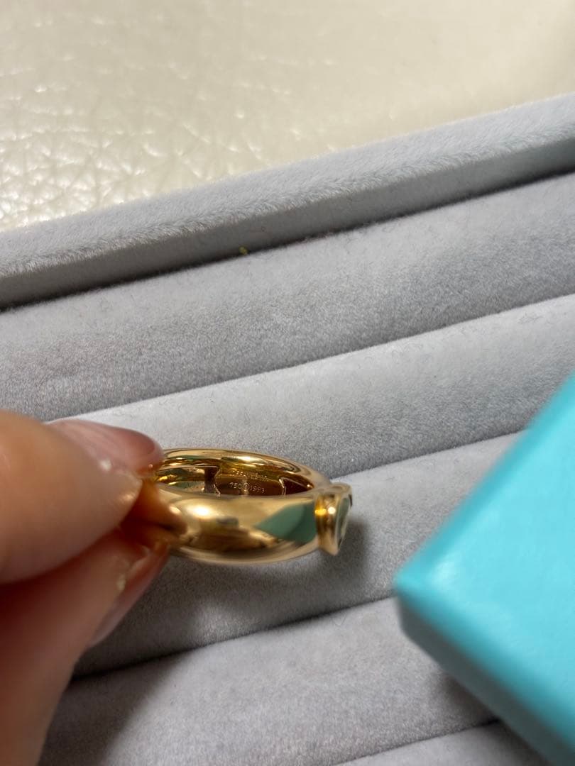 Tiffany & Co. フレンドジップ ペリドットリング - メルカリ