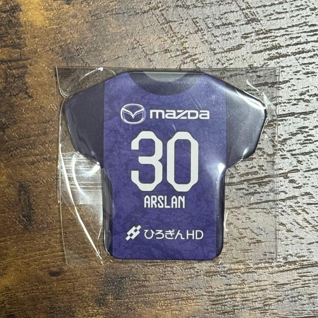 サンフレッチェ広島 ユニフォーム型缶バッジ トルガイ アルスラン