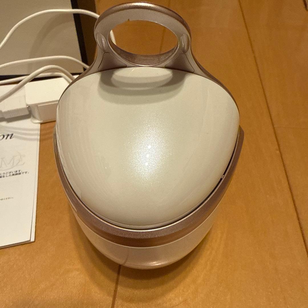 ME Mignon エムイー ミニョン 美顔器 ホワイト・シルバーピンク - メルカリ