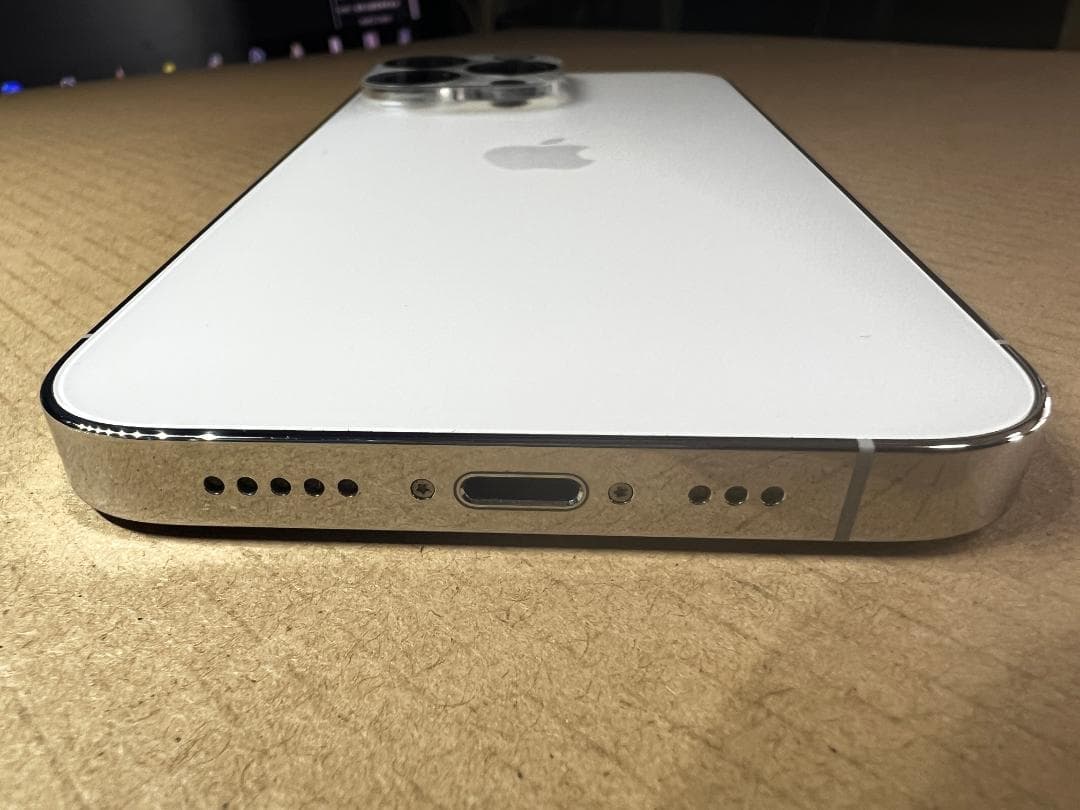 極美品】iPhone13 Pro128GB シルバー即買い値下げ交渉OK - メルカリ