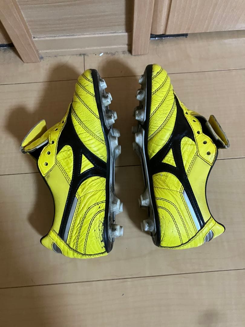 MIZUNO モレリア2 イエロー 30周年 24.0cm