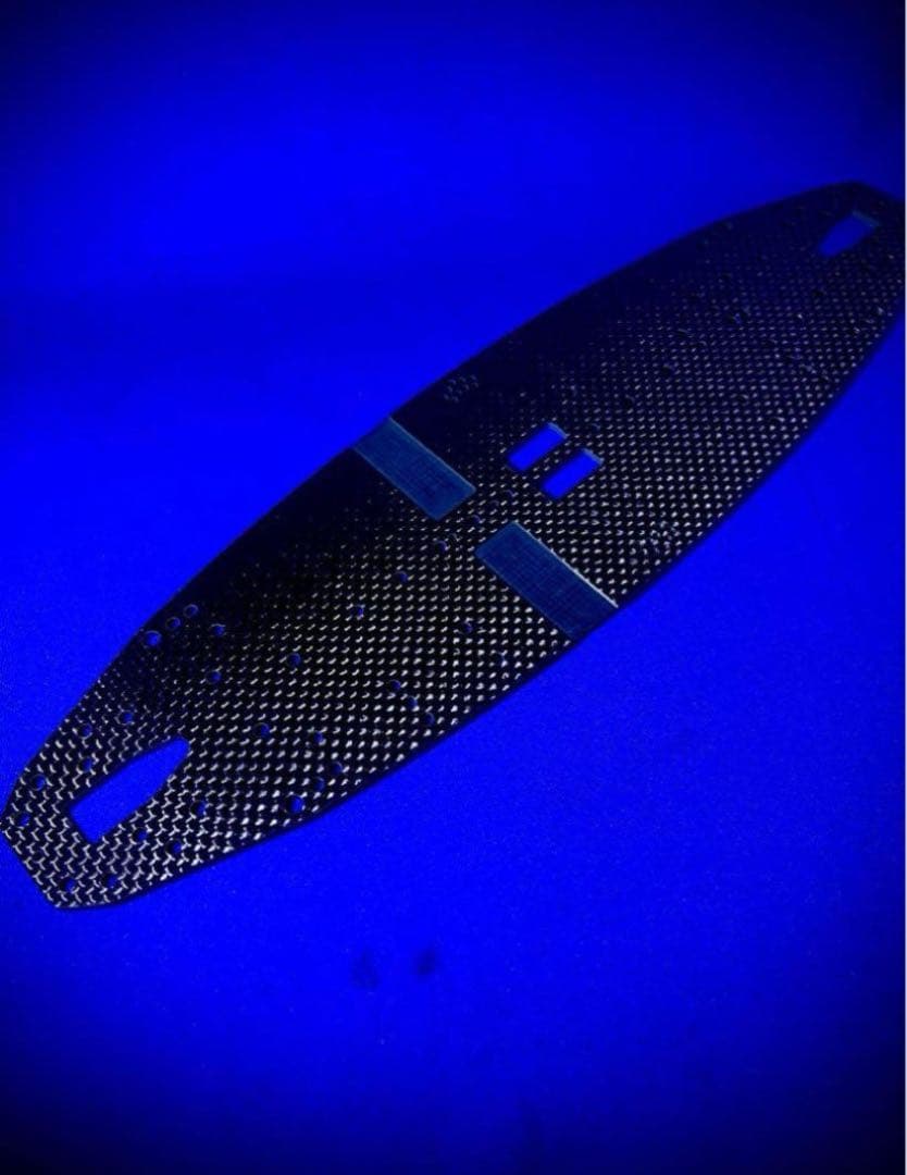 AWESOMATIX オーソマ A800R 用 カーボンシャーシ 平織　艶あり