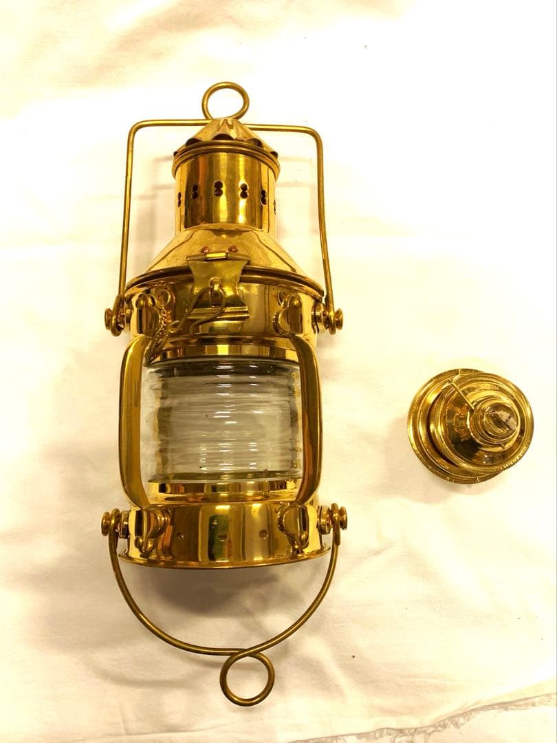 真鍮製　セーラーズ・オイルランタン 展示使用品 真鍮製 オイルランタン ネルソンタイプ セーラーズ - メルカリ