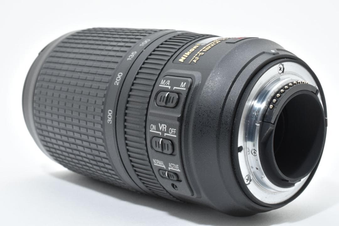レンズ(ズーム) Nikon AF-S 70-300mm f/4.5-5.6 G ED L0360