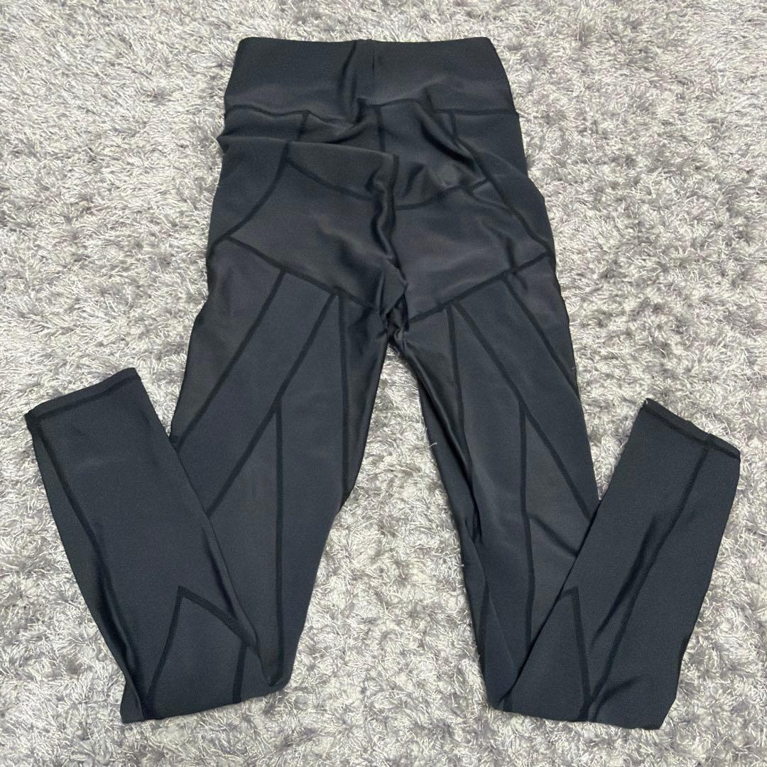 LAVA パーフェクトフォームレギンス／Mサイズ - メルカリ