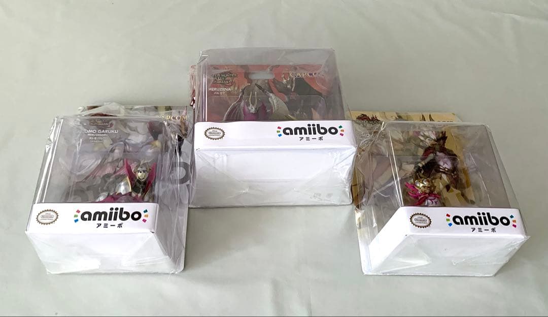 amiibo モンハン 3種セット メル・ゼナ オトモガルク オトモアイルー