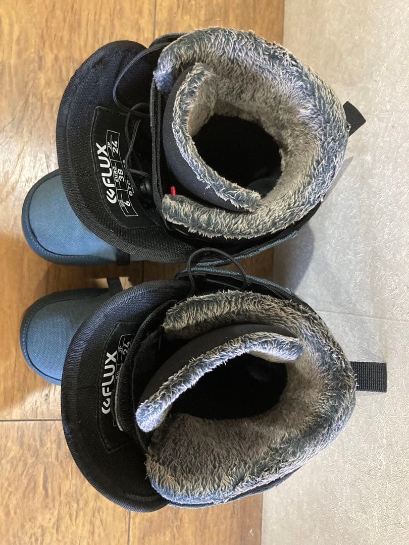 最終値下げFLUX スノーボードブーツ 24㎝used - スノーボード公式 ストア