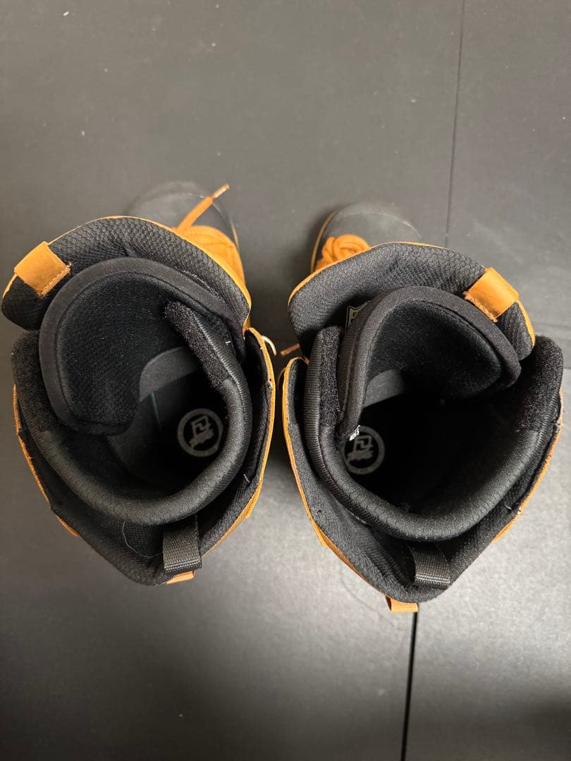 スノーボード DEELUXE FOOTLOOSE 26.5cm