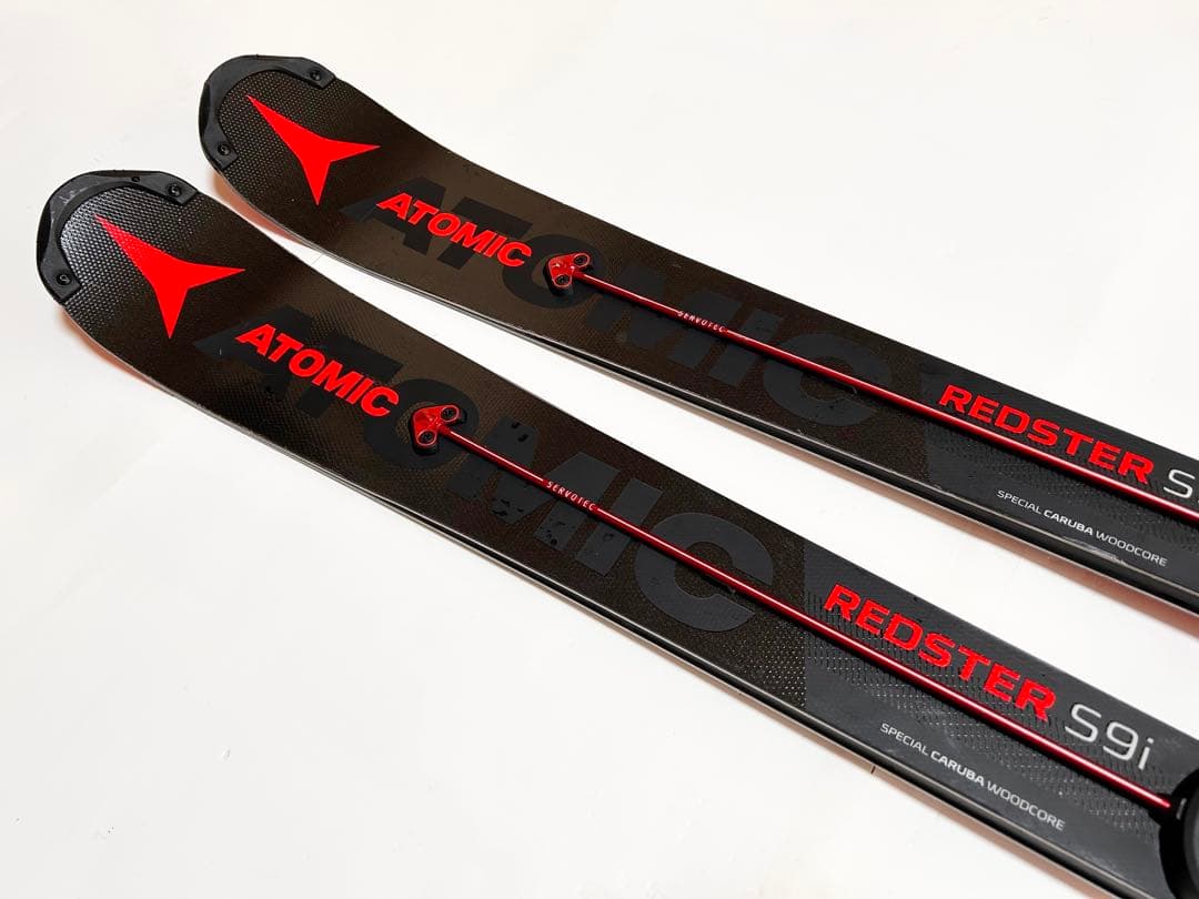 美品　滑走日数極少　アトミックATOMIC REDSTER S9i pro 23-24 NEWモデルスキー (アトミック)】ATOMIC REDSTER シリーズ 新機種