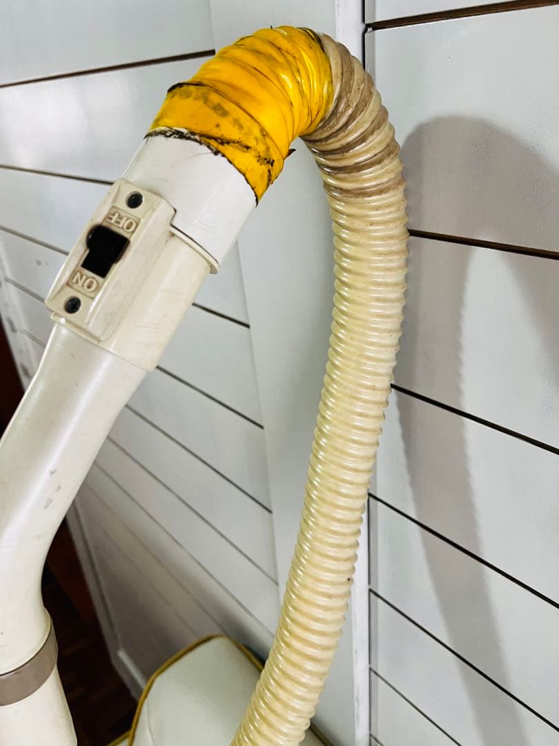 レトロ掃除機 日立 CV-8610 - メルカリ