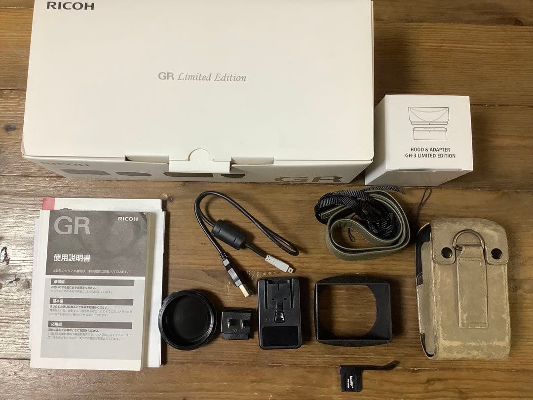 動作確認済・光ナビ搭載 ゆ*ち様 RICOH GR Limited Edition 付属品