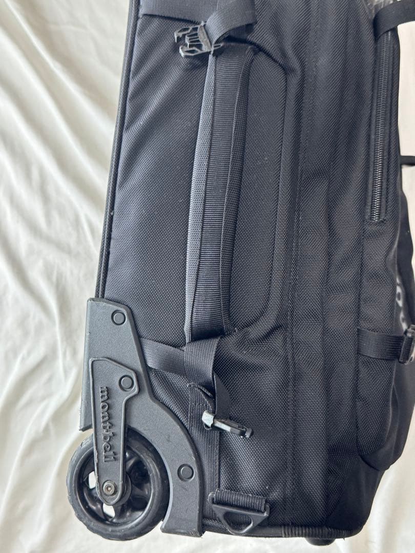 旧モデル】 montbell ウィーリーバッグ45ブラック モンベル - メルカリ