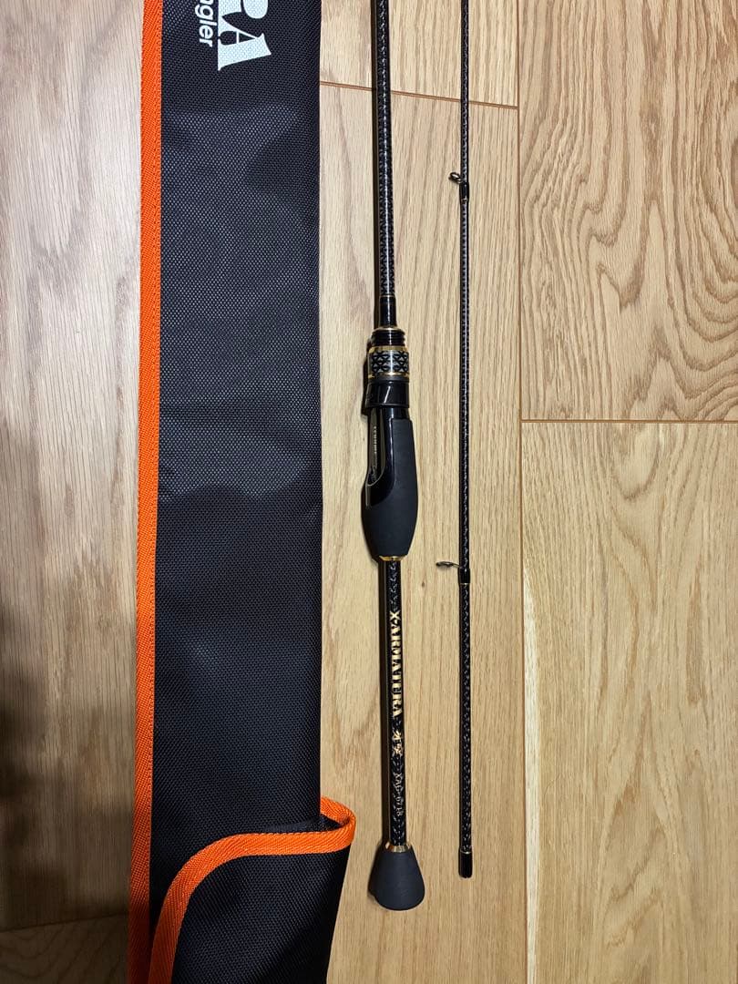 ほぼ未使用　レガーメ　牙突6718