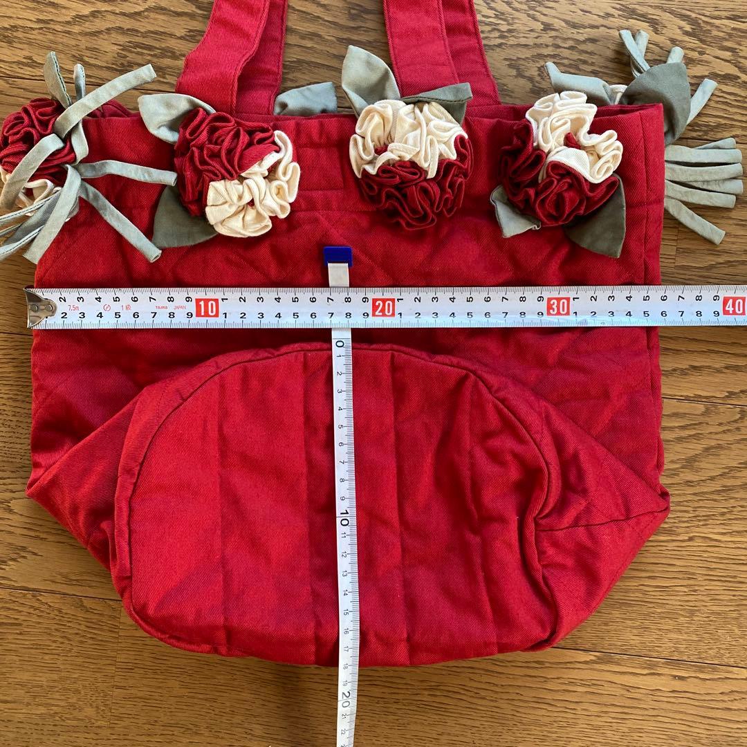 ポテチーノ 花の装飾 赤いトートバッグ - メルカリ