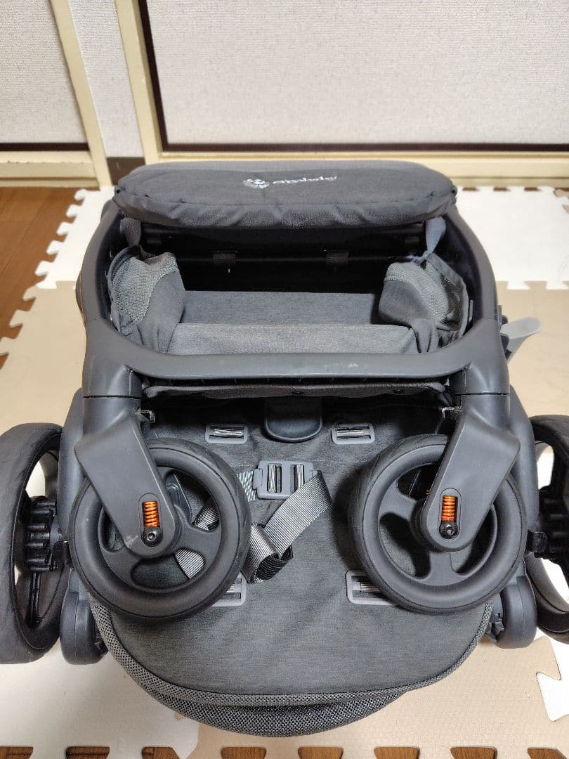 直渡し可 ergobaby metro deluxeエルゴメトロプラスベビーカー 直渡し