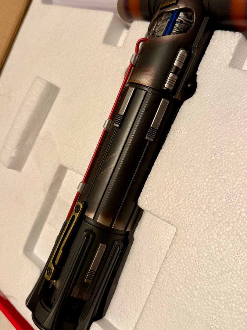 スターウォーズ フォースFX ライトセーバー カイロ・レン - メルカリ