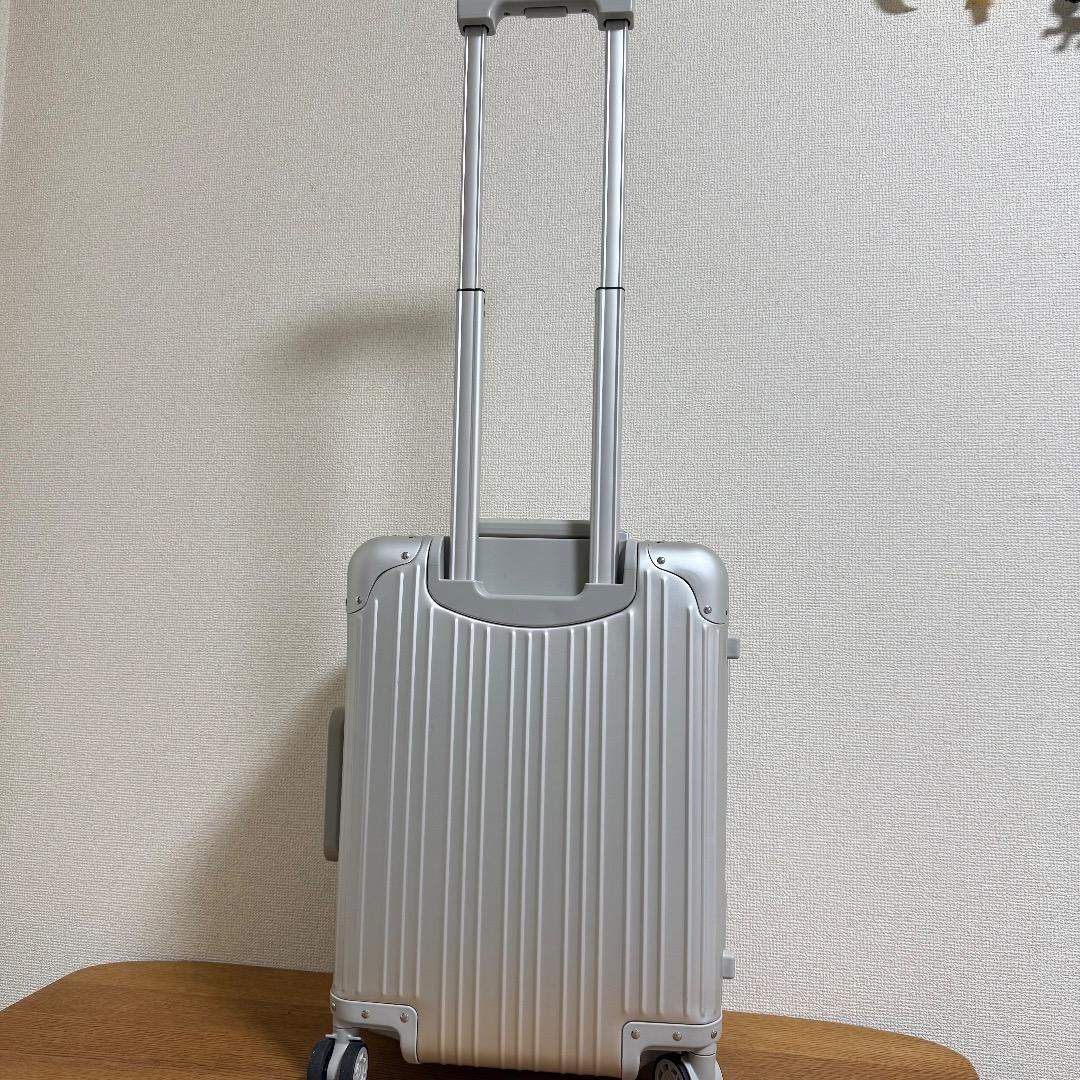 非売品 メルセデスベンツ スーツケース キャリーケース 4輪 シルバー