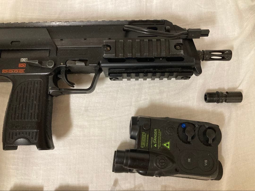 (上級者向け) 法定初速 東京マルイ 電動MP7 分解途中　トイガン