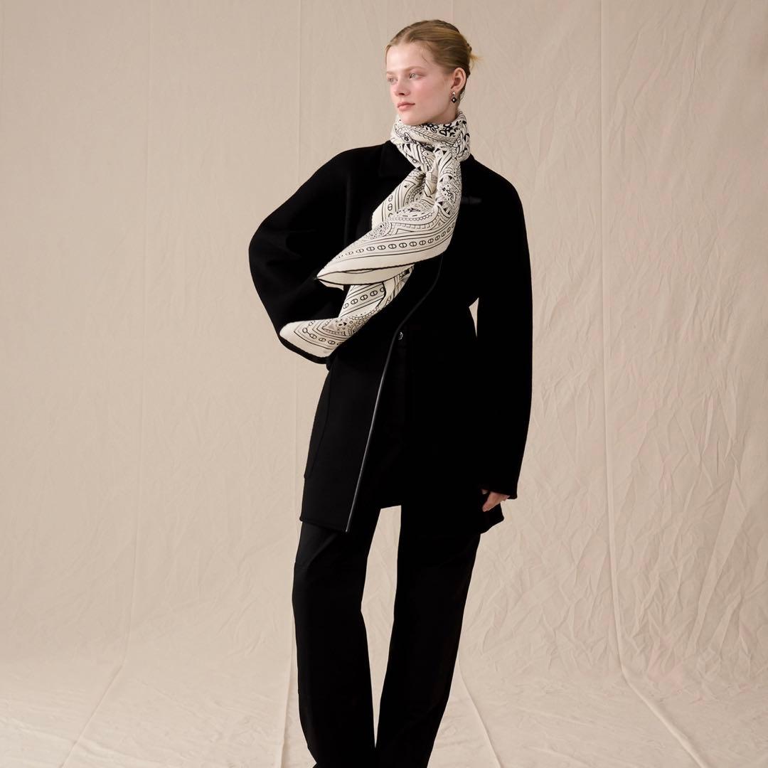 エルメス 2025AW カレジェアン《シュヴァル・ドゥ・クール・バンダナ