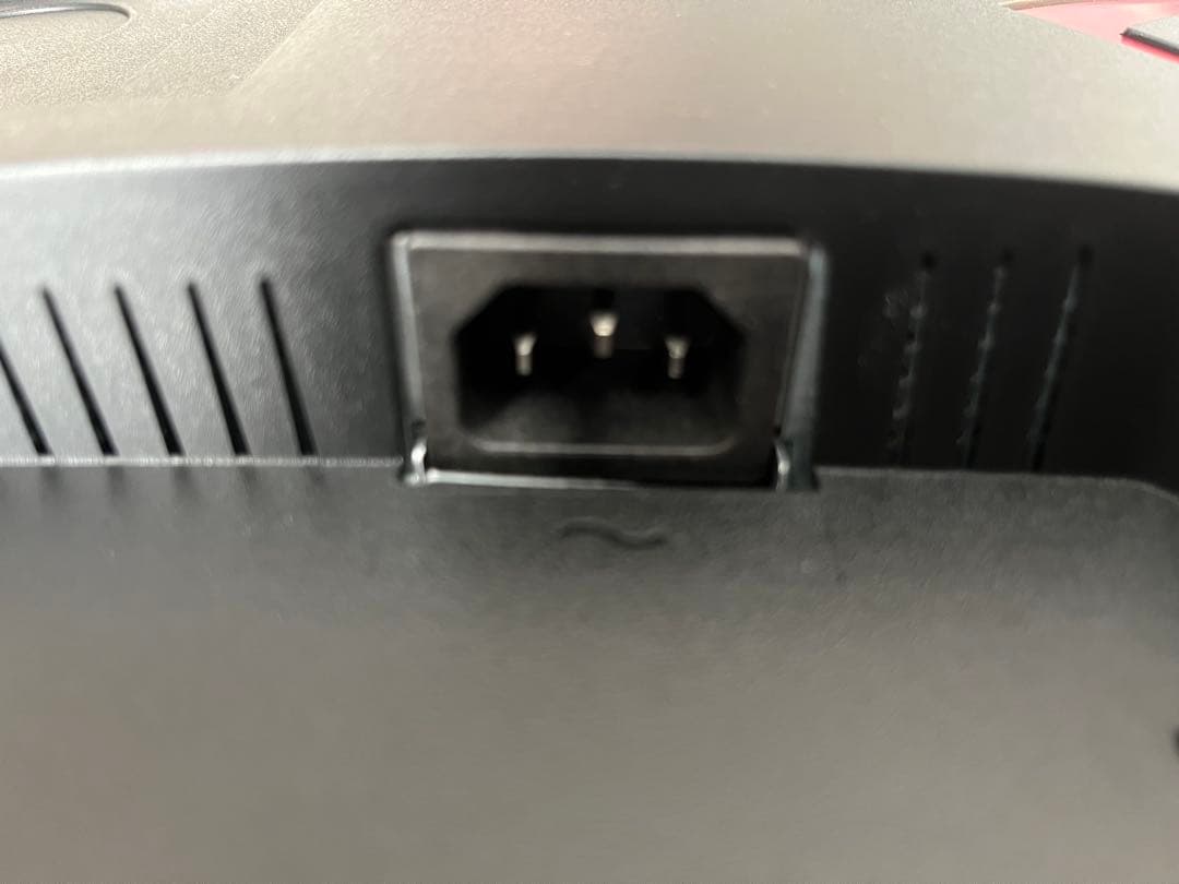 AOC 湾曲モニター 240hz 0.5ms 27インチ　美品