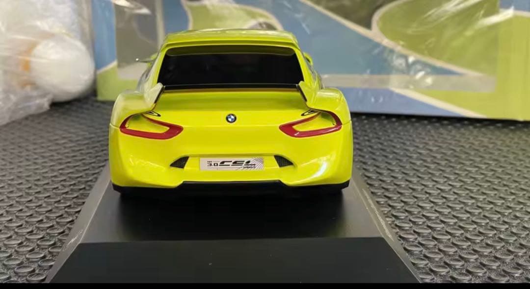 BMW1:18NOREV CSL 3.0コンセプトカー オリジナル金製カーモデル