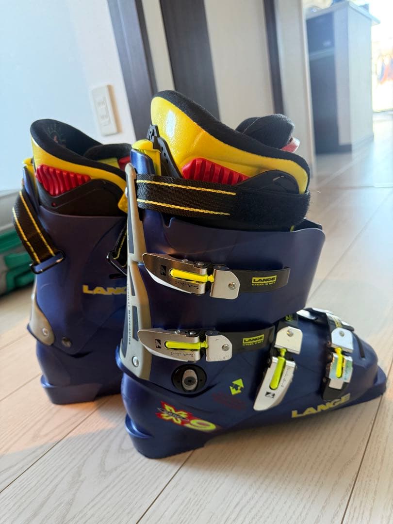 LANGEスキーブーツ　ジュニア　25〜25.5cm