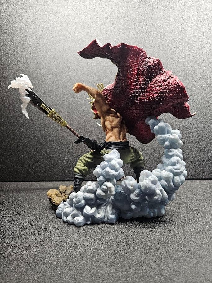 白ひげ　ワンピース　フィギュア バンダイ　フィギュアーツZERO