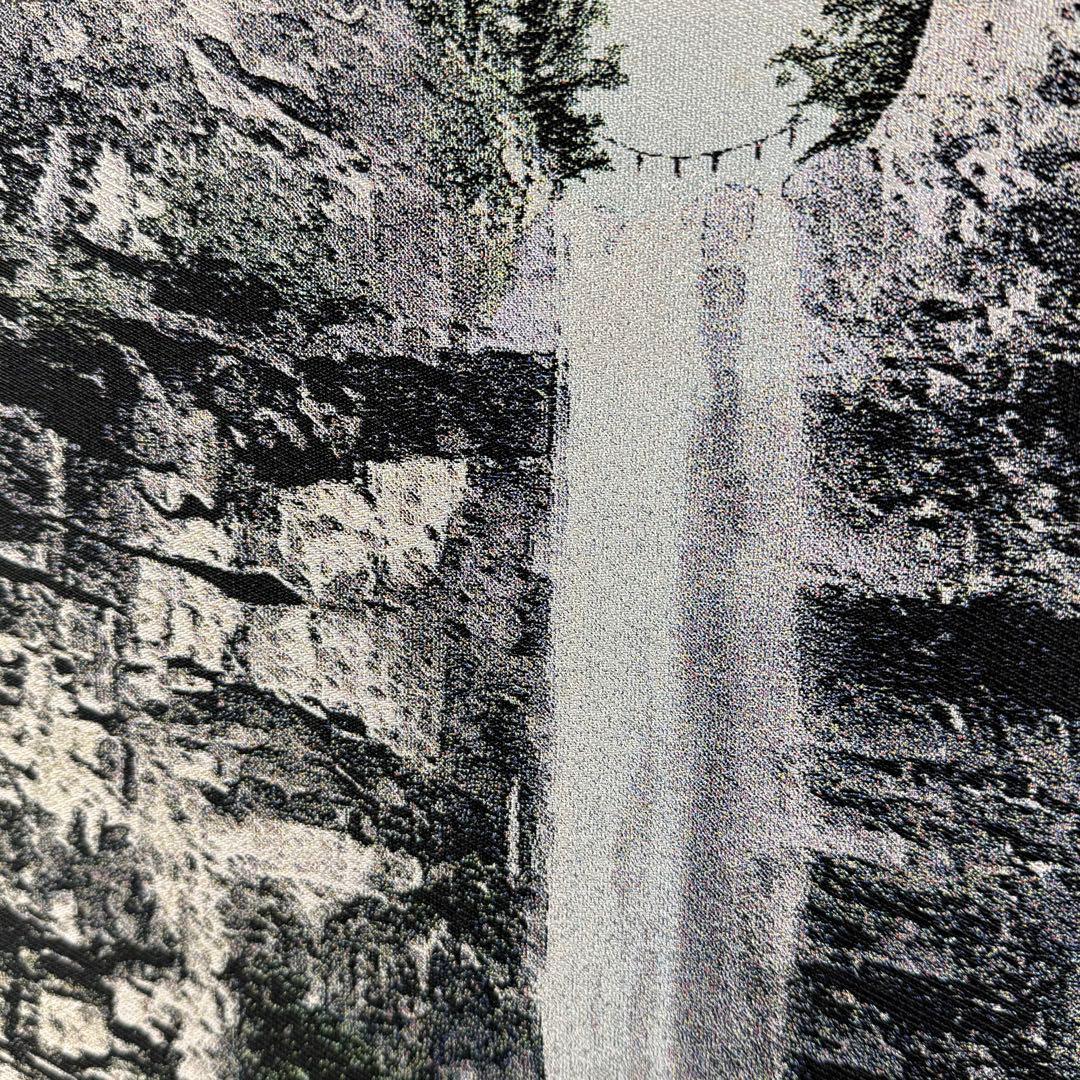 K19 西陣織 「那智の滝観音出現御軸」 掛軸 織物 共箱 - メルカリ