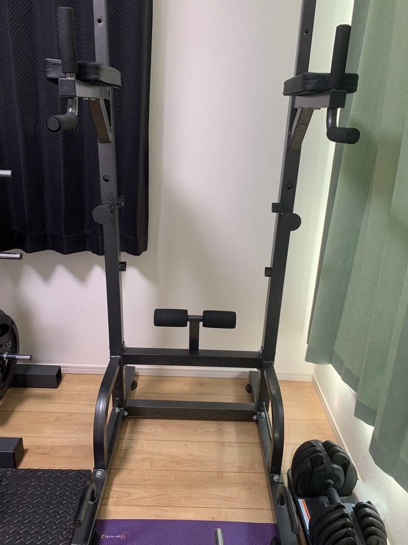 引取り限定】iROTEC トレーニングベンチ 黒/赤+懸垂器 - メルカリ