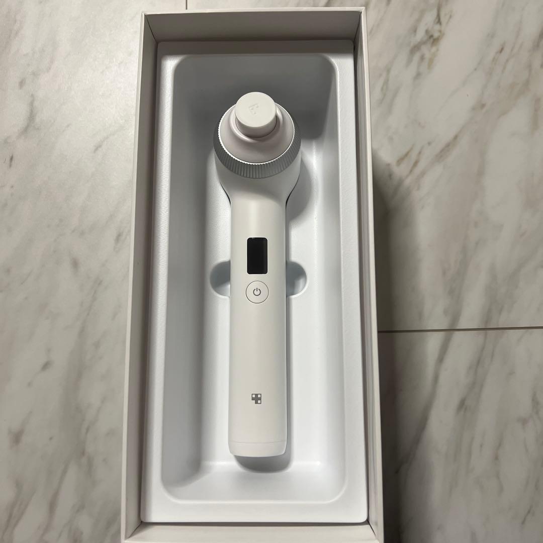 MEDICUBE AGE-R ULTRA TUNE 40.68 美顔器 - メルカリ