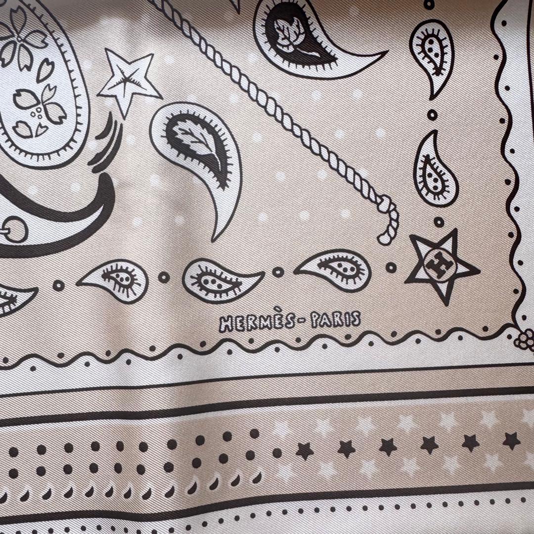 新品未使用 エルメス カレ バンダナ ベージュ ロデオ デ フルーツ