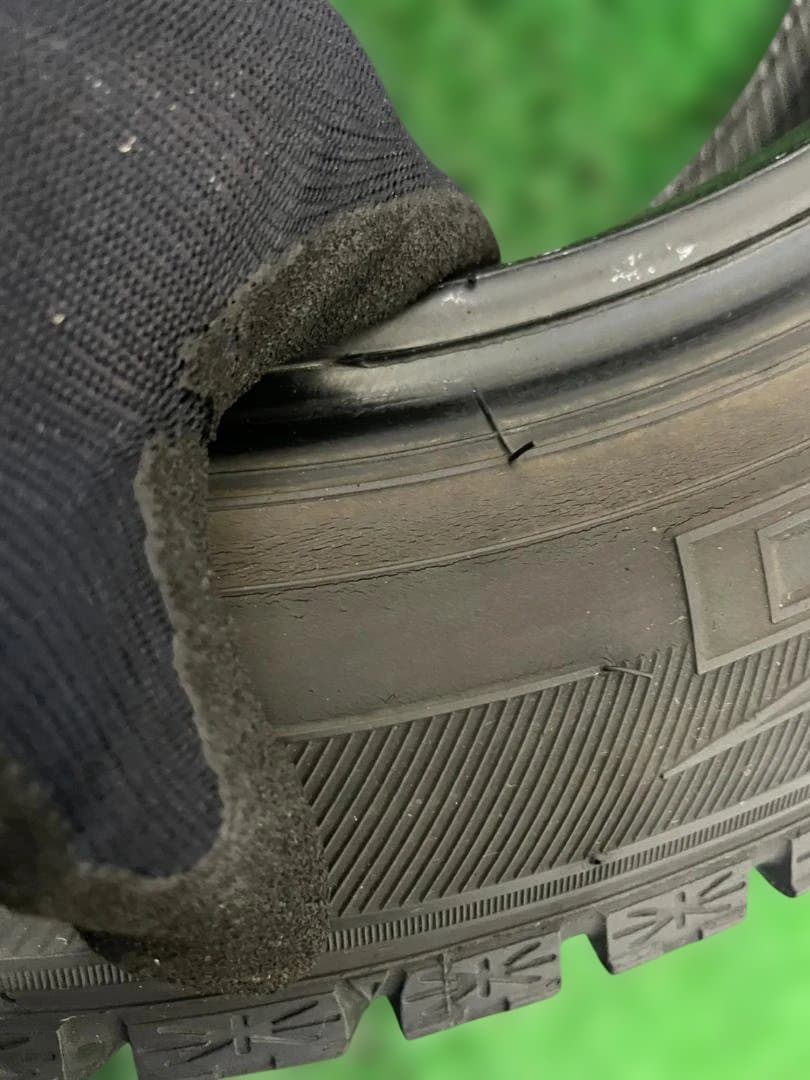 格安】軽自動車用スタッドレス 訳あり 155/65R14 4本セット - メルカリ