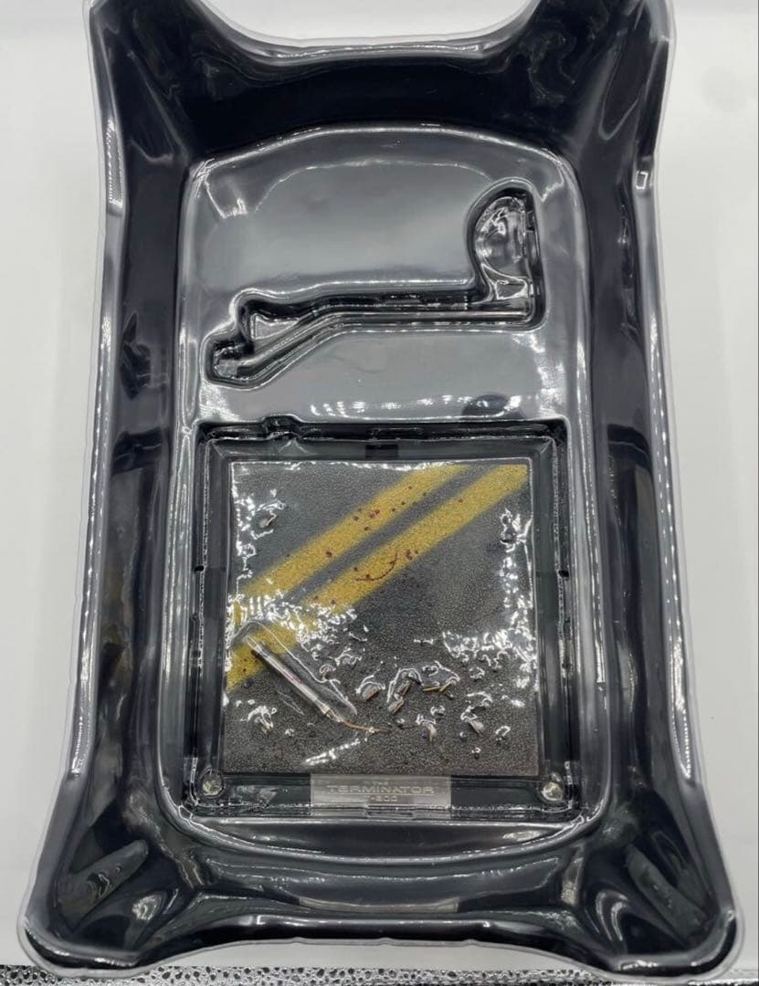 ホットトイズ ターミネーター T800 バトルダメージ版 フィギュア 1/6