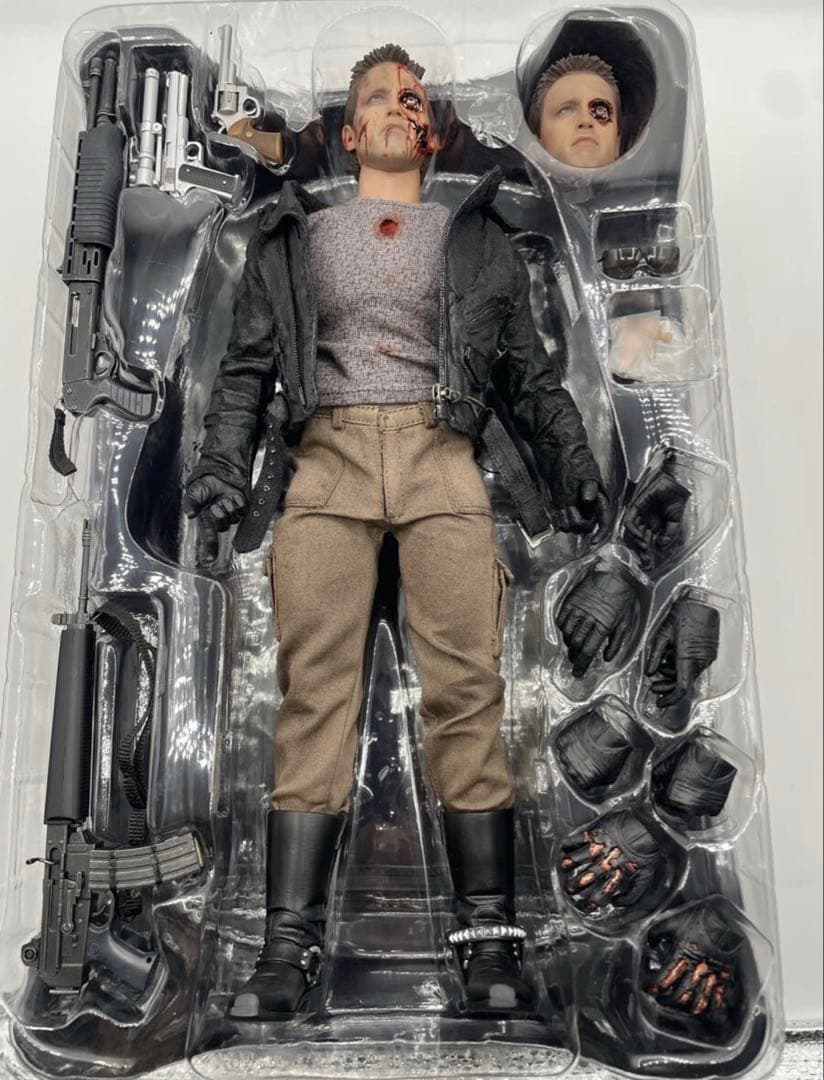 ホットトイズ ターミネーター T800 バトルダメージ版 フィギュア 1/6