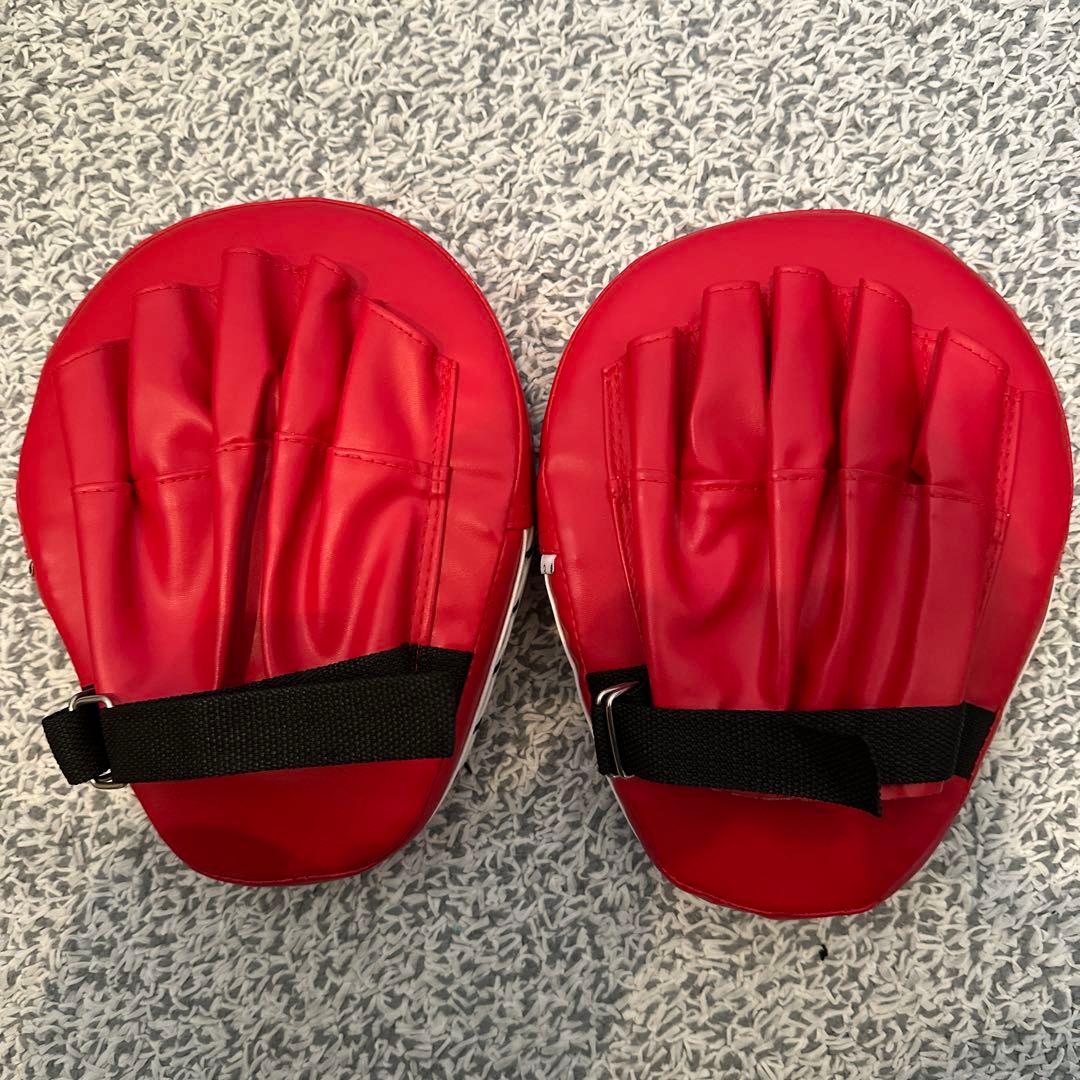 ☆THAISMAI ボクシンググローブ XS赤ジュニア用パンチングミットセット