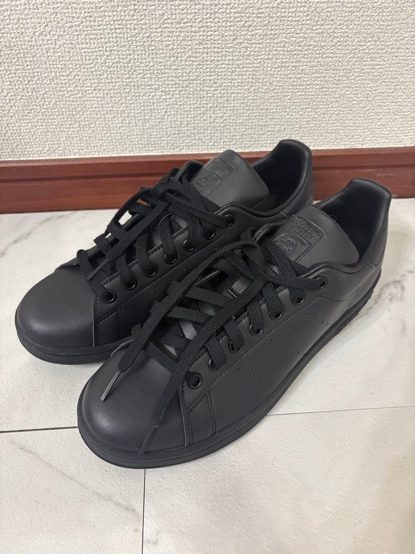 adidas/スタンスミス/26cm/ブラック adidas - 【早い者勝ち】アディダス スタンスミス ブラック27.5㎝の