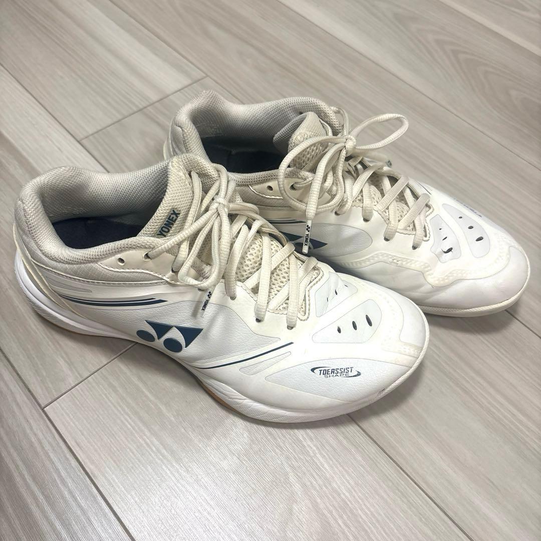 YONEX パワークッション65Z4ワイド 25.5cm バドミントンシューズ