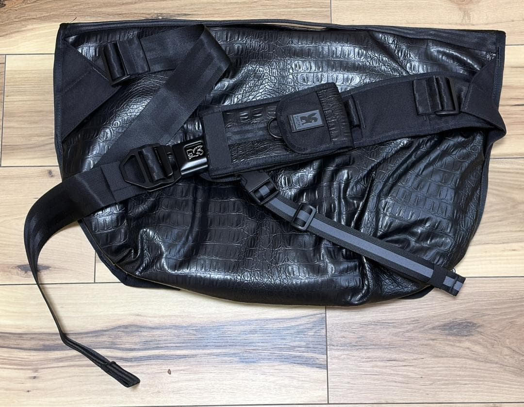 新品☆エンジニアドガーメンツ×クロームCTZ24Lメッセンジャーバッグ