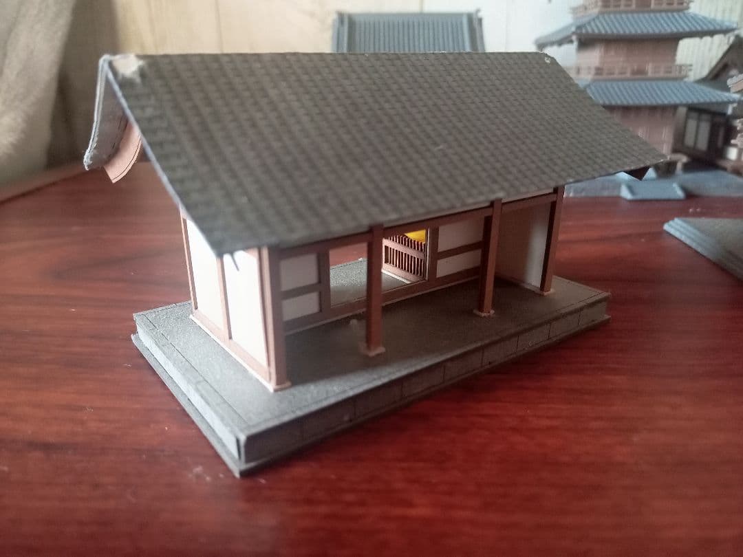 鉄道模型　ジオコレ　五重の塔・神社他