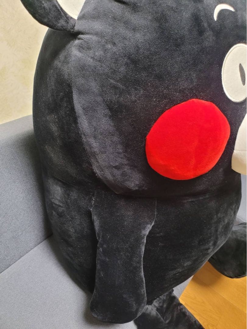 くまモン巨大ぬいぐるみ