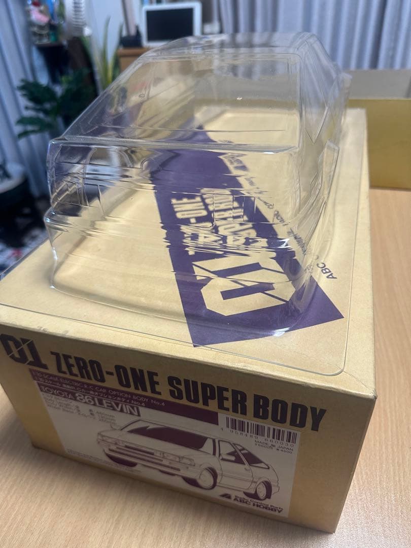 ABCホビー　AE86レビンボディー新品未使用