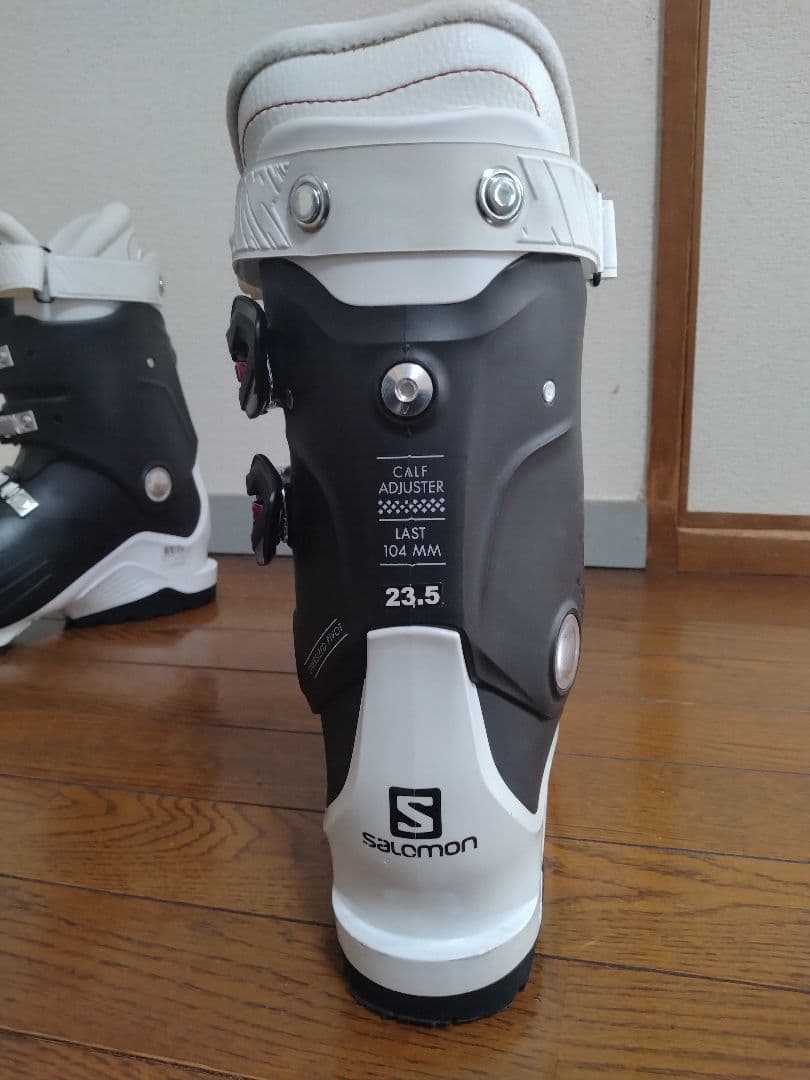 サロモン 女性用スキーブーツ 23.5cm