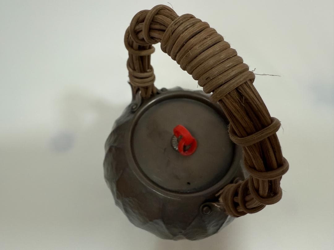 純銀製 カボチャの形 蝉文 藤編み提手 湯沸 銀瓶 煎茶