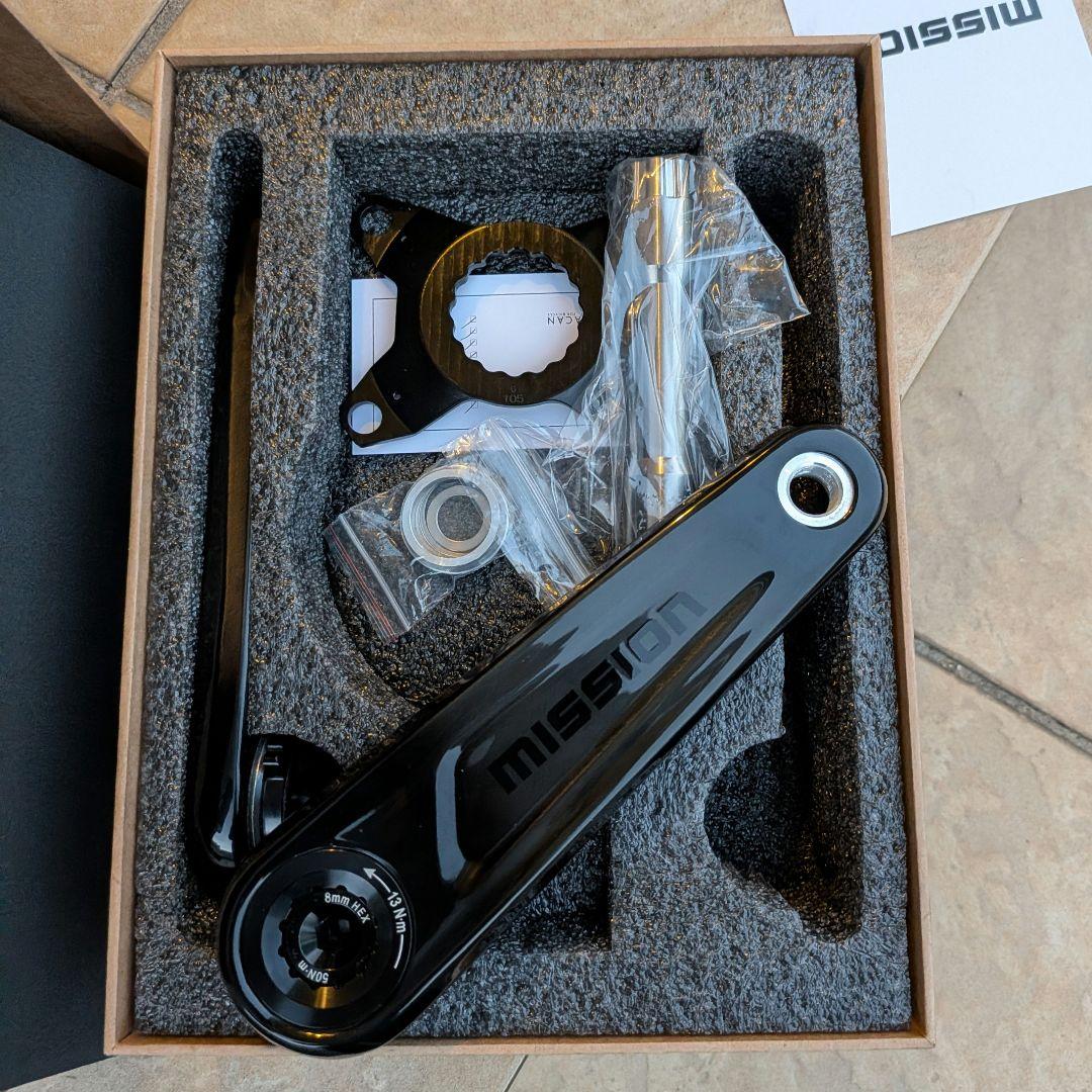 【未使用品】MISSION カーボンクランク 162.5mm スパイダーアーム付